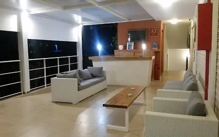 Aparthotel Vista Al Puerto Sant Josep de sa Talaia